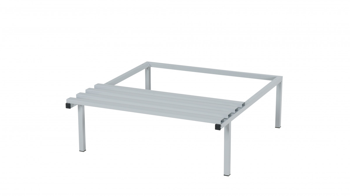 Keturių skyrių persirengimo spintelė