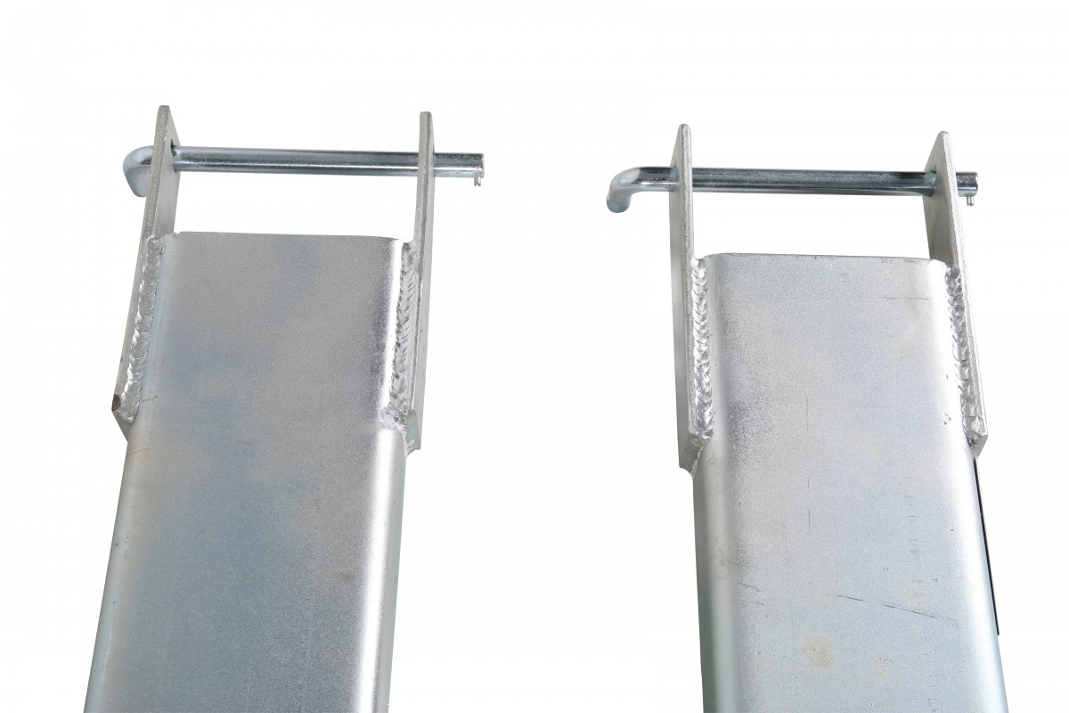 Cinkuotos šakinio krautuvo šakės su tvirtinimo kaiščiu 3100mm ilgio