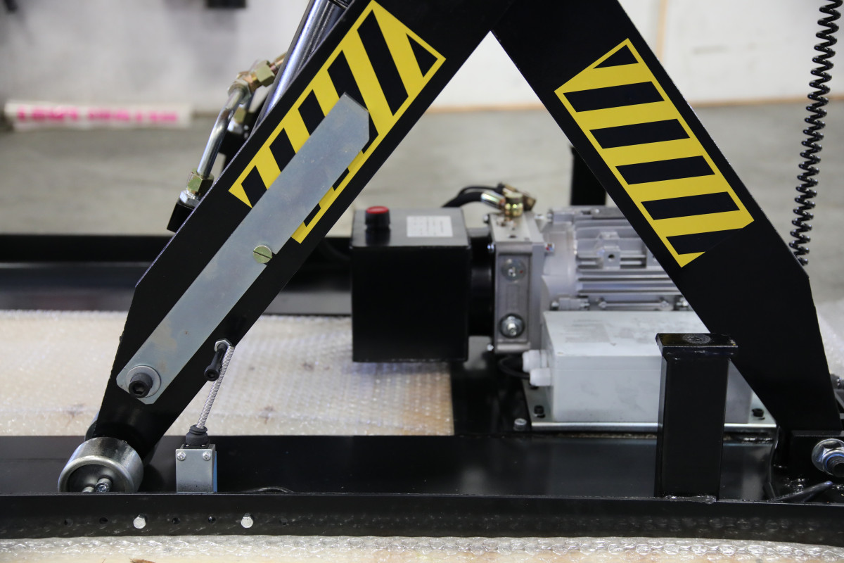 Stacionarūs elektriniai kėlimo stalai