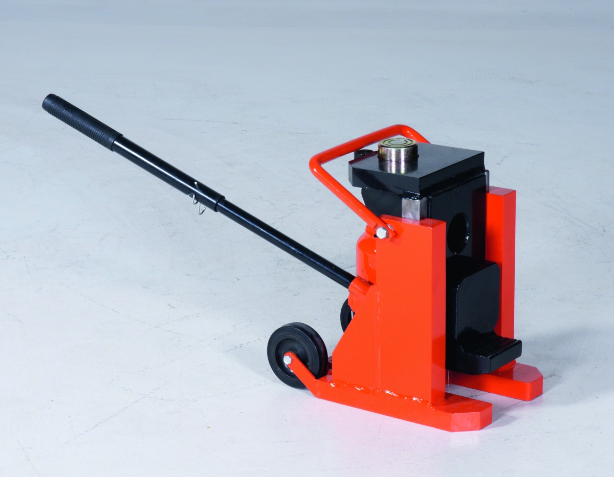 Mašinų domkratas (TB serija)